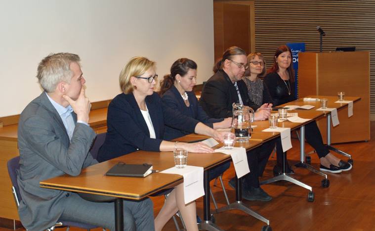 Vaikuttajaseminaarin kansanedustajapaneeli